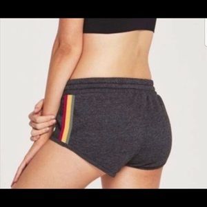 Spiritual Gangster shorts size m